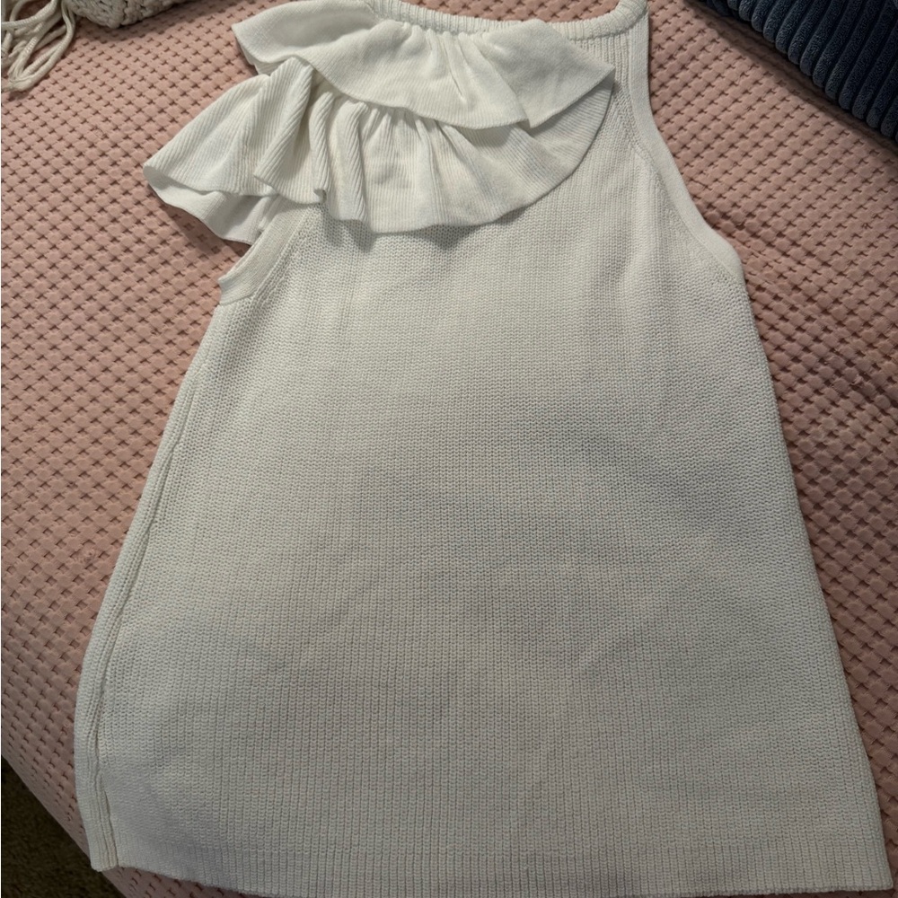 John + Jenn White Ruffle One Shoulder Tank Top - Picture 2 of 4